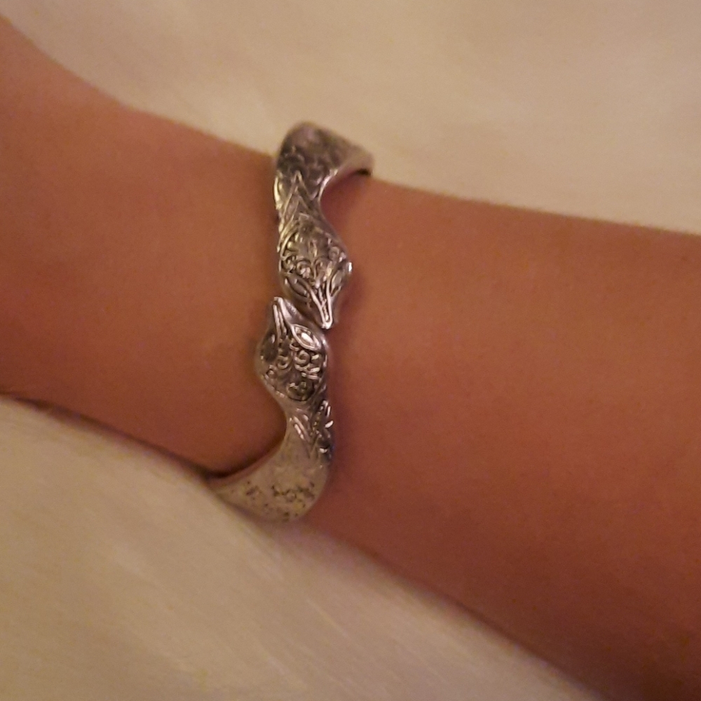 Clasp On Braclet